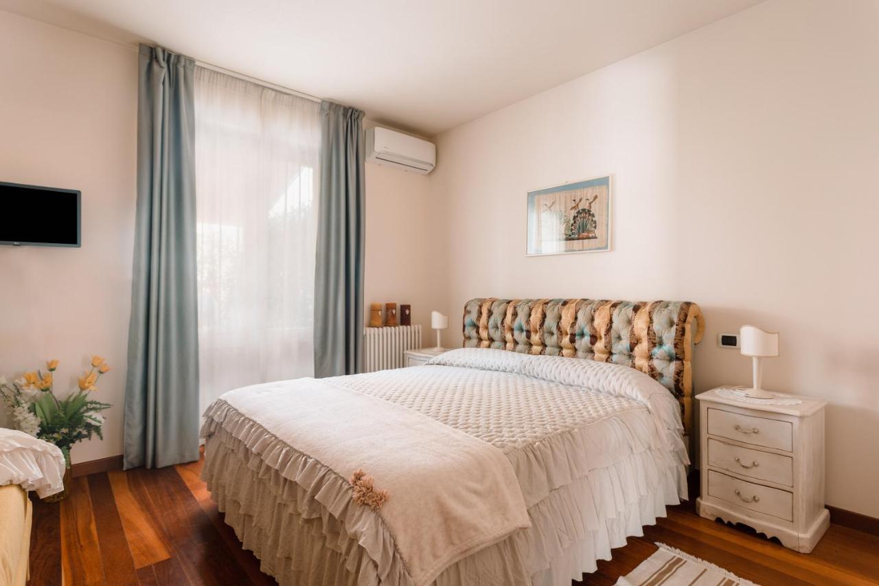 Villa Diletta B&B ฟอร์เต เดย์ มาร์มี ภายนอก รูปภาพ