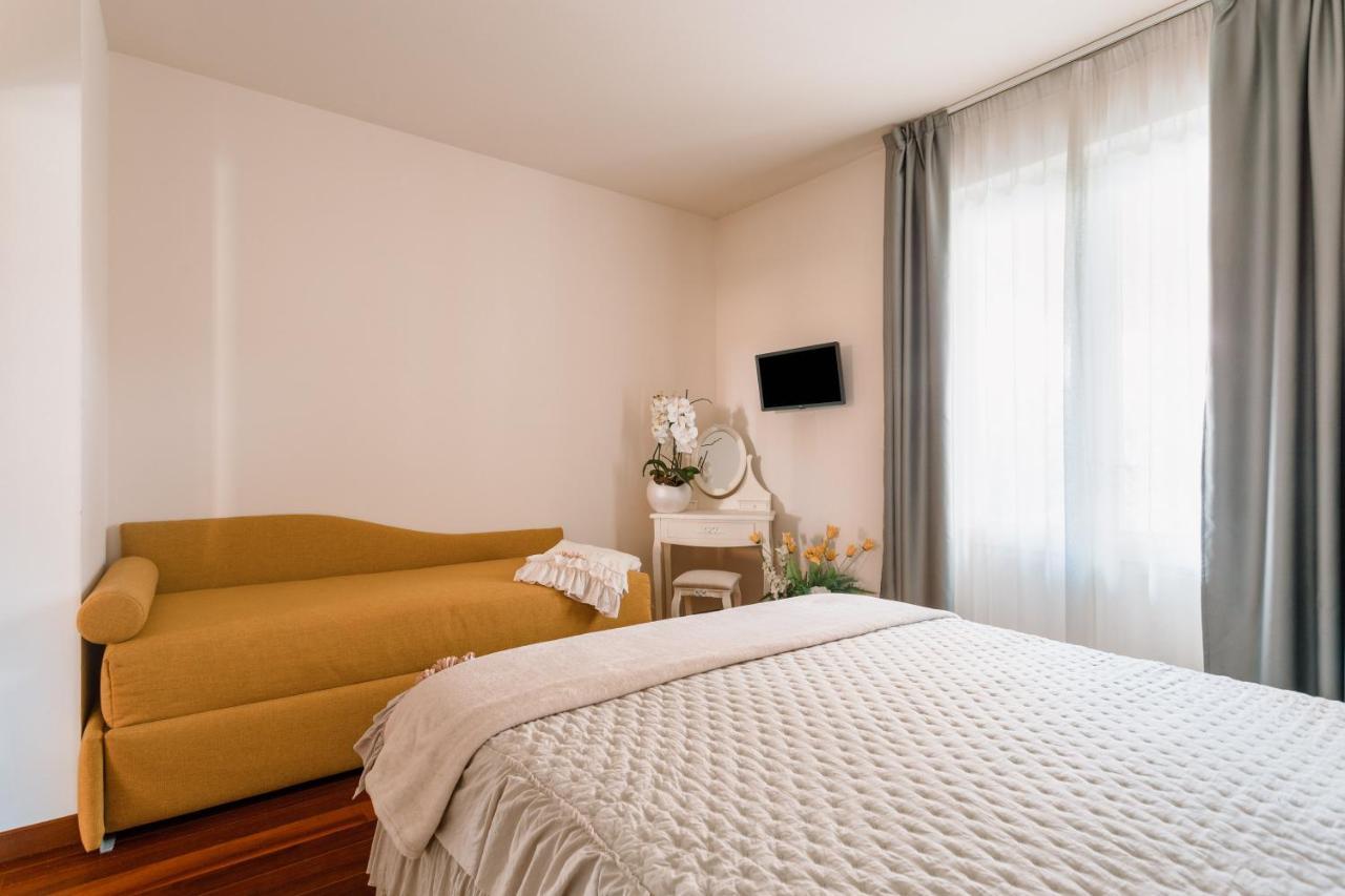 Villa Diletta B&B ฟอร์เต เดย์ มาร์มี ภายนอก รูปภาพ